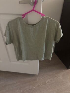 lululemon athletica Olive Green Cropped Boxy Tee